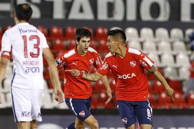 Independiente quiere sellar su pase a semifinales ante un acorralado Nacional Independiente quiere sellar su pase a semifinales ante un acorralado Nacional