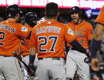 Springer lidera conexión latina; Correa celebra título pidiendo matrimonio Springer lidera conexión latina; Correa celebra título pidiendo matrimonio