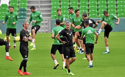 El Betis ha realizado hoy un entrenamiento de activación. El Betis ha realizado hoy un entrenamiento de activación.
