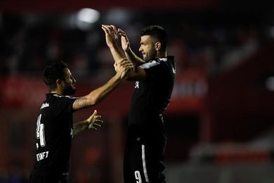 Independiente y Libertad tienen historia; Flamengo y Junior la escriben Independiente y Libertad tienen historia; Flamengo y Junior la escriben