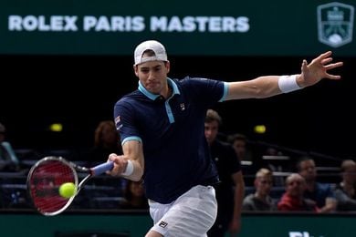 Isner cede ante Krajinovic y allana a Carreño su pase a Londres Isner cede ante Krajinovic y allana a Carreño su pase a Londres