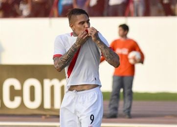 El padre de Paolo Guerrero critica a los médicos de la selección peruana El padre de Paolo Guerrero critica a los médicos de la selección peruana