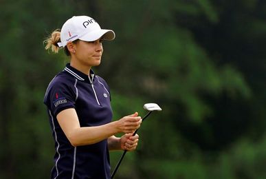 Azahara Muñoz, a tres golpes de la líder en el Blue Bay LPGA Azahara Muñoz, a tres golpes de la líder en el Blue Bay LPGA
