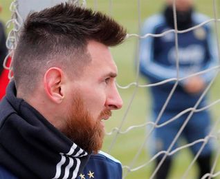 Messi, sobre el Mundial: "No me gustaría cruzarme con España" Messi, sobre el Mundial: "No me gustaría cruzarme con España"