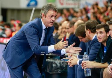 Fisac: "Después de parecer que éramos NBA, hemos dado un pasito de humildad" Fisac: "Después de parecer que éramos NBA, hemos dado un pasito de humildad"