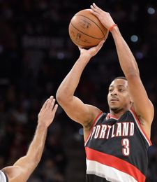 102-90. McCollum pilota el triunfo de los Trail Blazers 102-90. McCollum pilota el triunfo de los Trail Blazers
