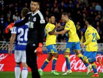 2-2. Las Palmas respira en San Sebastián con un gran gol de Viera 2-2. Las Palmas respira en San Sebastián con un gran gol de Viera