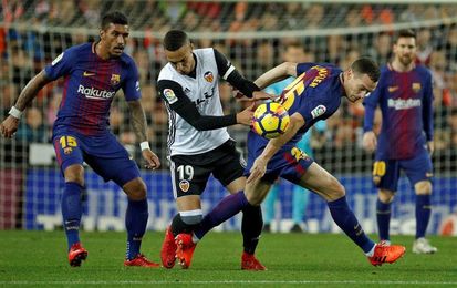 El Barcelona domina, pero el encuentro llega con 0-0 al descanso El Barcelona domina, pero el encuentro llega con 0-0 al descanso
