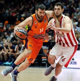 64-72. Un serio Olympiacos mantiene al Valencia en la espiral perdedora 64-72. Un serio Olympiacos mantiene al Valencia en la espiral perdedora