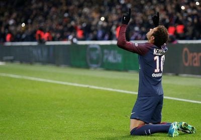 Tregua entre Neymar y Cavani en la puja por los penaltis Tregua entre Neymar y Cavani en la puja por los penaltis