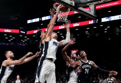 100-105. Vucevic gana duelo a Kanter y da triunfo a Magic frente a Knicks 100-105. Vucevic gana duelo a Kanter y da triunfo a Magic frente a Knicks