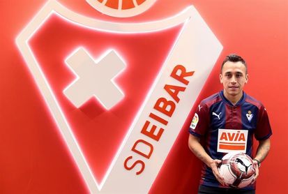 Fabián Orellana: "Me gusta la seriedad del Eibar" Fabián Orellana: "Me gusta la seriedad del Eibar"