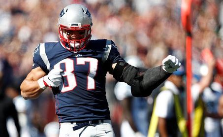 Suspenden a Gronkowski con un partido por un golpe intencional a White Suspenden a Gronkowski con un partido por un golpe intencional a White