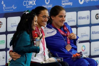 Teresa Perales y Oscar Salguero suman dos oros en una jornada con 12 medallas Teresa Perales y Oscar Salguero suman dos oros en una jornada con 12 medallas