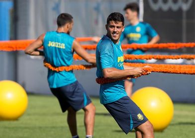 Fornals se desmaya en el entrenamiento por un hipoglucemia Fornals se desmaya en el entrenamiento por un hipoglucemia