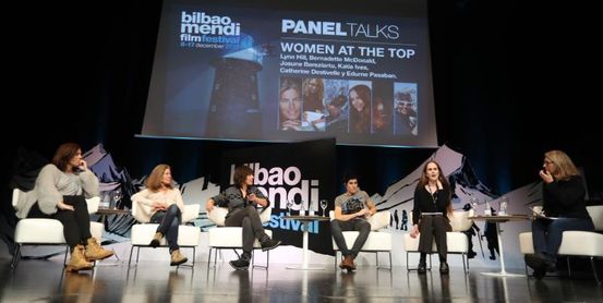 Pasaban: "Ahora cumplo el sueño de ser madre, no sé que pasará en el futuro" Pasaban: "Ahora cumplo el sueño de ser madre, no sé que pasará en el futuro"