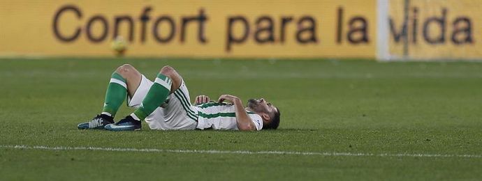 El Betis choca con el estajanovismo ´cholista´ y ya mira de reojo hacia abajo El Betis choca con el estajanovismo ´cholista´ y ya mira de reojo hacia abajo