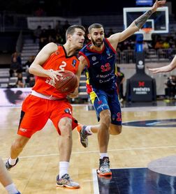 78-71. El MoraBanc Andorra sigue en la lucha por el Top-16 78-71. El MoraBanc Andorra sigue en la lucha por el Top-16