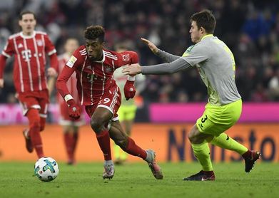 El Bayern gana en Colonia con gol de Lewandowski y aumenta su ventaja El Bayern gana en Colonia con gol de Lewandowski y aumenta su ventaja