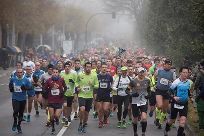 Corredoras se sienten "invisibilizadas" por las camisetas "unisex" en las carreras Corredoras se sienten "invisibilizadas" por las camisetas "unisex" en las carreras