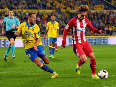 Dani Castellano: "¿Almirón o Jémez? Mi entrenador es Paquito" Dani Castellano: "¿Almirón o Jémez? Mi entrenador es Paquito"