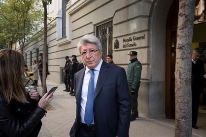 Cerezo: "El Atleti ya no es ciencia ficción, es cine realista" Cerezo: "El Atleti ya no es ciencia ficción, es cine realista"