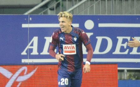 Iván Alejo se pronuncia sobre el interés del Sevilla Iván Alejo se pronuncia sobre el interés del Sevilla