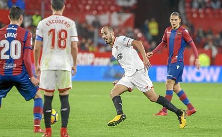 Pizarro no vio cartulina amarilla ante el Levante y sigue apercibido de sanción. Pizarro no vio cartulina amarilla ante el Levante y sigue apercibido de sanción.