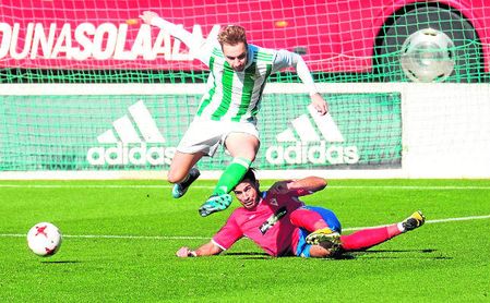 "El Betis tiene el refuerzo para el ataque dentro" "El Betis tiene el refuerzo para el ataque dentro"