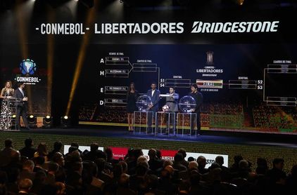 En el sorteo de la Copa Libertadores y la Sudamericana se rendirá tributo a Pelé y Maradona En el sorteo de la Copa Libertadores y la Sudamericana se rendirá tributo a Pelé y Maradona