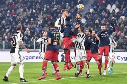 Dybala se reivindica con un gran gol y guía el pase a cuartos del Juventus Dybala se reivindica con un gran gol y guía el pase a cuartos del Juventus