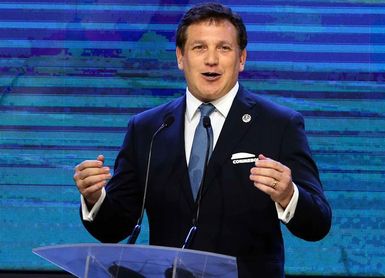 Domínguez insta a erradicar la violencia de los estadios suramericanos Domínguez insta a erradicar la violencia de los estadios suramericanos