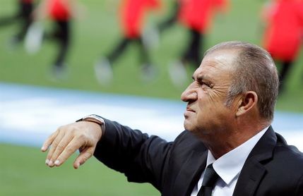 El Galatasaray ficha por cuarta vez a Fatih Terim como entrenador El Galatasaray ficha por cuarta vez a Fatih Terim como entrenador