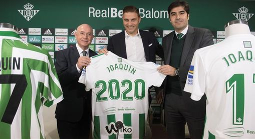 Joaquín: "Quiero ser uno más, sumar y que al final veamos un Betis grande" Joaquín: "Quiero ser uno más, sumar y que al final veamos un Betis grande"
