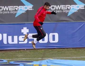 El Atlético estrenó 2018 con un entrenamiento centrado en la Copa y con Giménez El Atlético estrenó 2018 con un entrenamiento centrado en la Copa y con Giménez