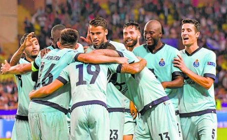 Mirando a Oporto no sólo por Layún Mirando a Oporto no sólo por Layún