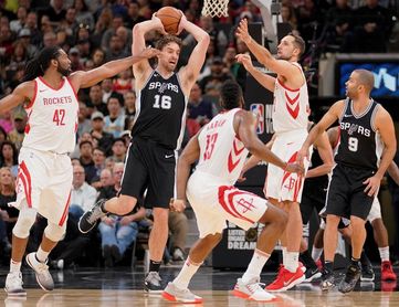 91-102. James y Rockets dominan a Spurs en duelo tejano; Pau Gasol, 6 puntos 91-102. James y Rockets dominan a Spurs en duelo tejano; Pau Gasol, 6 puntos