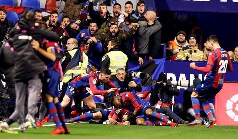 El Real Madrid agoniza en la Liga El Real Madrid agoniza en la Liga
