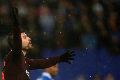 Piqué, de nuevo en el centro de la polémica del derbi Piqué, de nuevo en el centro de la polémica del derbi