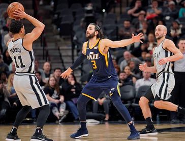 Los Rockets hunden a los Cavaliers y los Jazz tienen su mejor racha ganadora de la liga Los Rockets hunden a los Cavaliers y los Jazz tienen su mejor racha ganadora de la liga