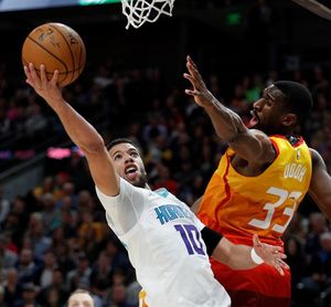 106-94. Mitchell y Jazz logran octavo triunfo seguido; Rubio, 7 asistencias 106-94. Mitchell y Jazz logran octavo triunfo seguido; Rubio, 7 asistencias