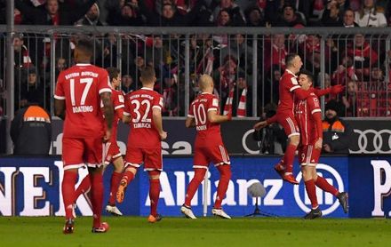 El Bayern sigue intratable y Lewandowski establece un nuevo récord El Bayern sigue intratable y Lewandowski establece un nuevo récord