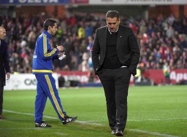 Sandoval, cuarto entrenador del Córdoba en esta temporada Sandoval, cuarto entrenador del Córdoba en esta temporada