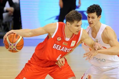 82-84. España salva un duro escollo y sigue invicta rumbo al Mundial 82-84. España salva un duro escollo y sigue invicta rumbo al Mundial