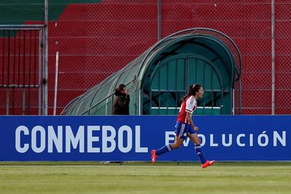"Como te meta un gol la chica..." "Como te meta un gol la chica..."