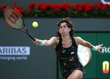 Carla Suárez se planta en cuartos de final tras vencer a Danielle Collins Carla Suárez se planta en cuartos de final tras vencer a Danielle Collins