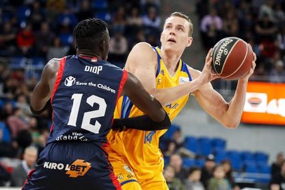 91-66. Baskonia mantiene su buena racha y frena en seco la progresión canaria 91-66. Baskonia mantiene su buena racha y frena en seco la progresión canaria