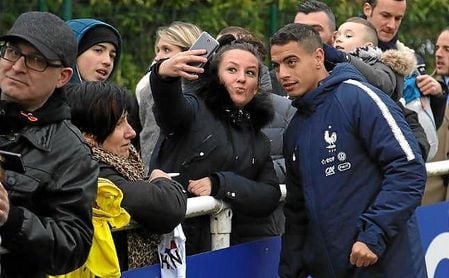 Ben Yedder: "No estoy aquí por mi doblete en Old Trafford" Ben Yedder: "No estoy aquí por mi doblete en Old Trafford"