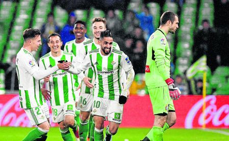 Boudebouz celebra el 2-0 frente al Espanyol. Boudebouz celebra el 2-0 frente al Espanyol.