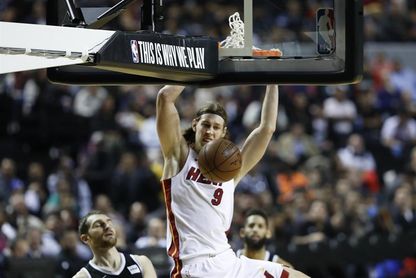 119-98. Olynyk continúa liderando a los Heat 119-98. Olynyk continúa liderando a los Heat